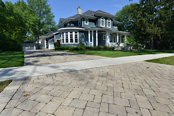 Best Decorative Driveway Pavers  in Crestwood, IL